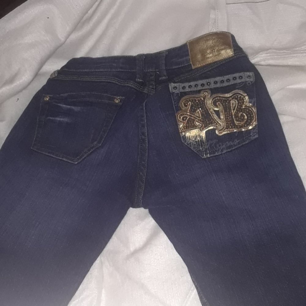 Apple Bottom Jean Capris - Picture 3 of 5